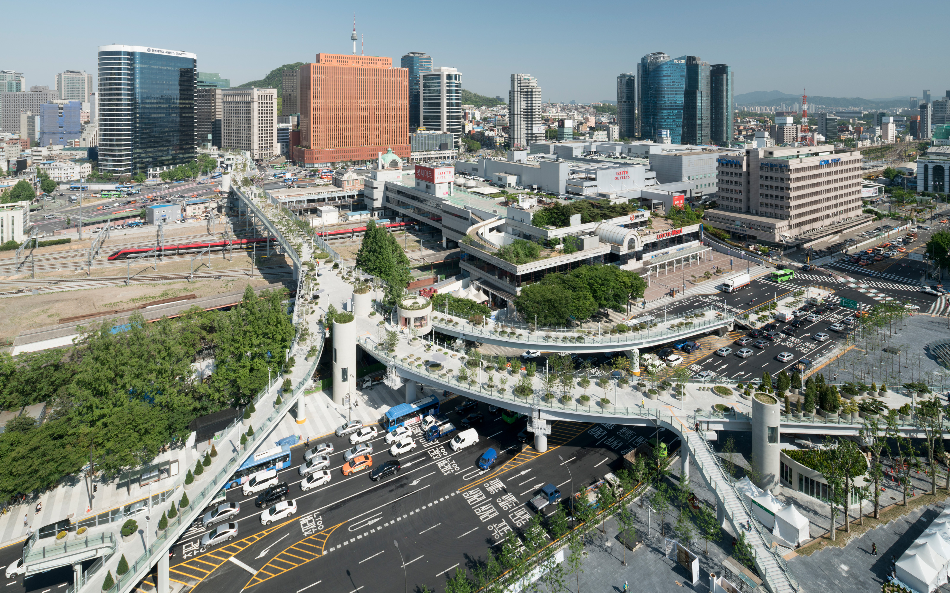 Elevated park in the city